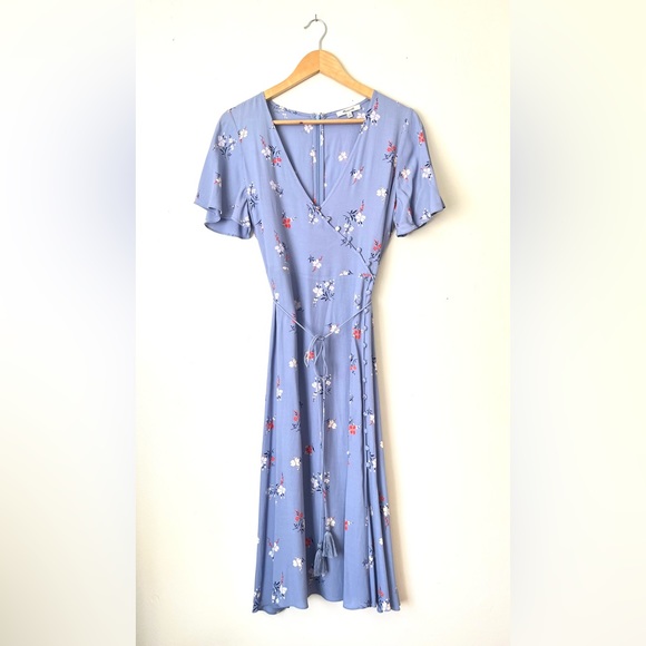 Madewell Button-Wrap Midi Dress in Aloha Floral - Picture 2 of 11